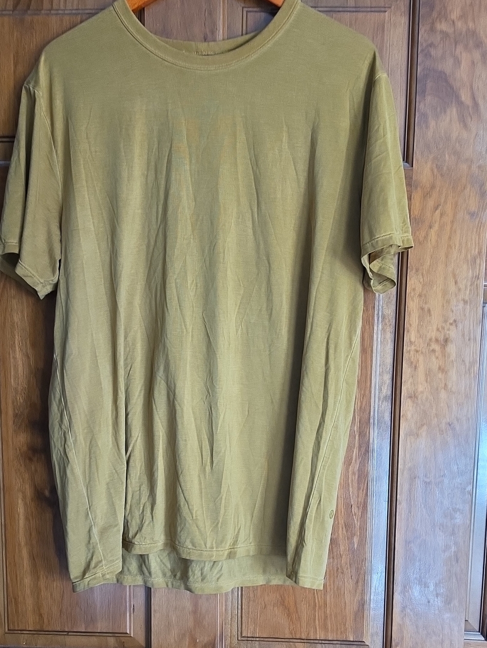 lululemon athletica Goldish Short Sleeve Crew